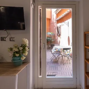 Rione Monti With Private Garden Appartement